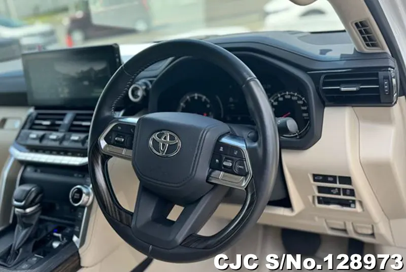2023 Toyota / Land Cruiser Stock No. 128973