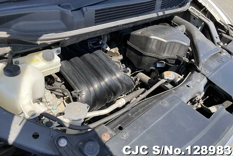 2015 Nissan / Serena Stock No. 128983