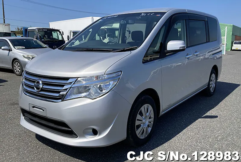 2015 Nissan / Serena Stock No. 128983