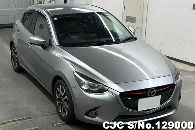 2016 Mazda / Demio Stock No. 129000