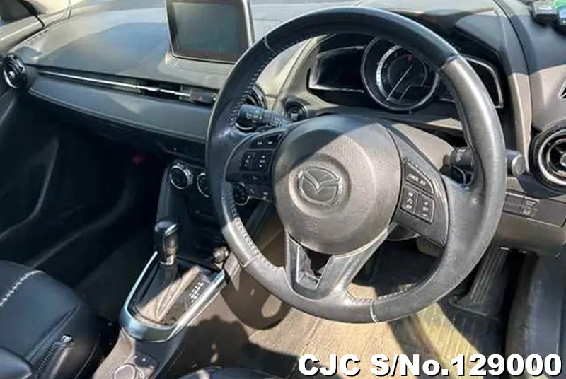 2016 Mazda / Demio Stock No. 129000