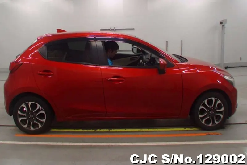 2016 Mazda / Demio Stock No. 129002