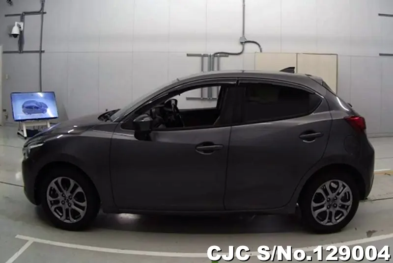 2016 Mazda / Demio Stock No. 129004