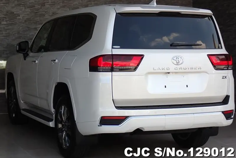 2022 Toyota / Land Cruiser Stock No. 129012