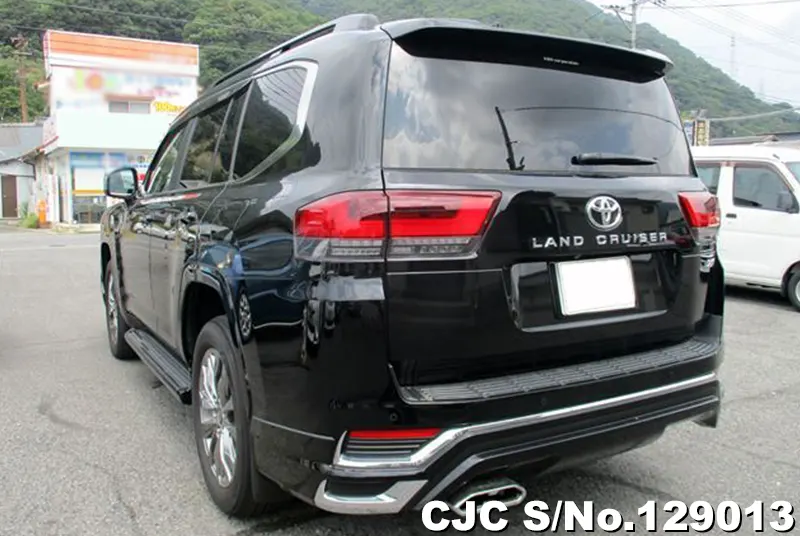 2022 Toyota / Land Cruiser Stock No. 129013