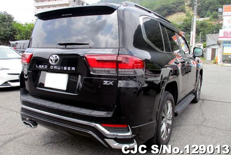 2022 Toyota / Land Cruiser Stock No. 129013