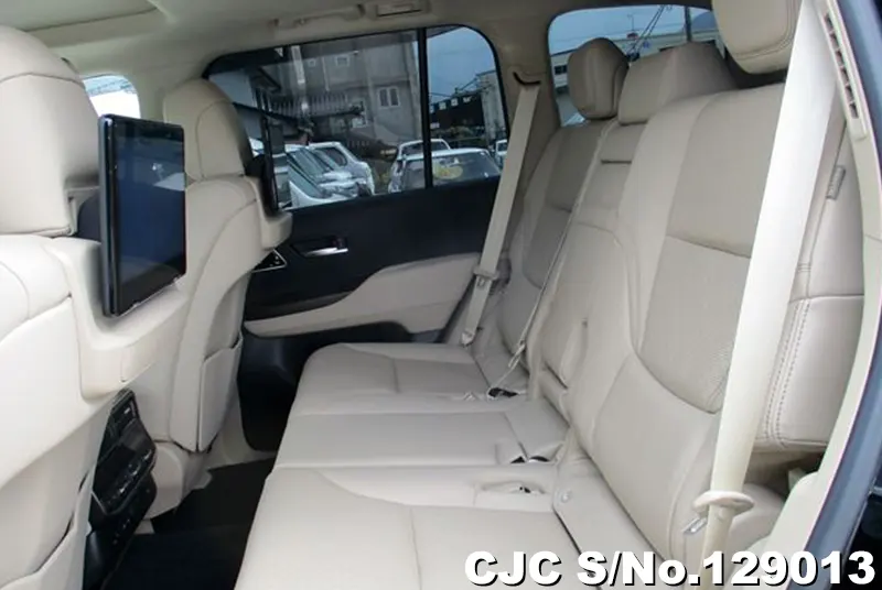 2022 Toyota / Land Cruiser Stock No. 129013