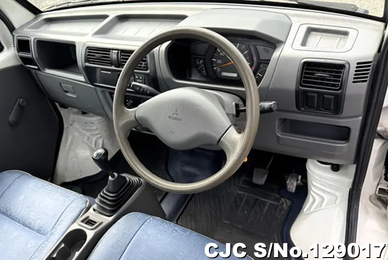 1999 Mitsubishi / Minicab Stock No. 129017