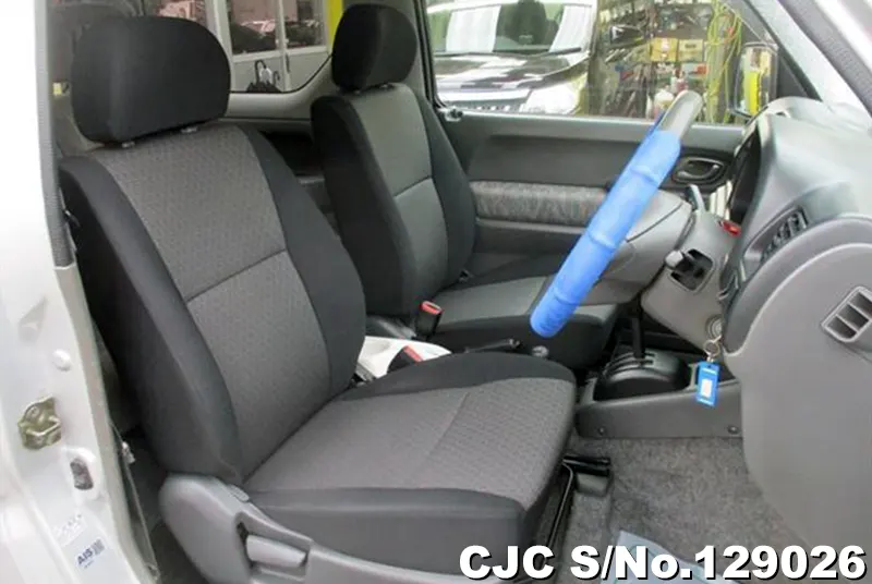 1999 Suzuki / Jimny Stock No. 129026