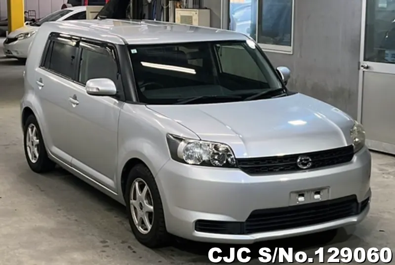 2015 Toyota / Corolla Rumion Stock No. 129060
