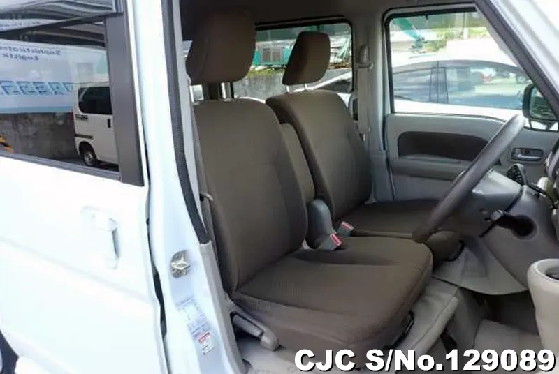 2019 Suzuki / Every Wagon Stock No. 129089