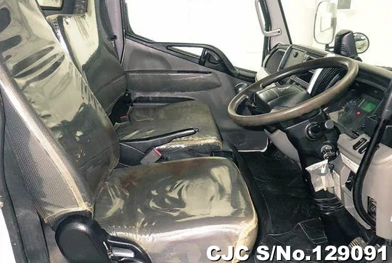 2020 Mitsubishi / Canter Stock No. 129091