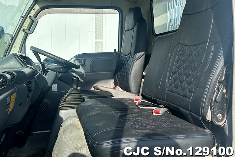 2006 Isuzu / Elf Stock No. 129100