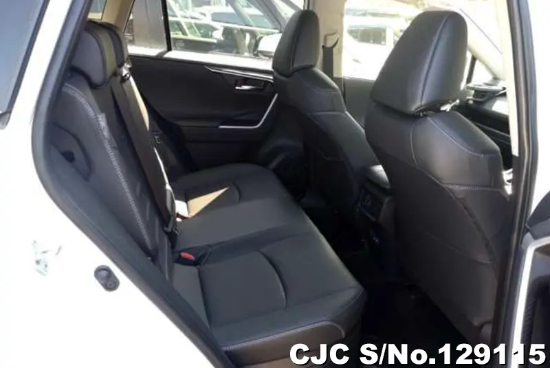 2024 Toyota / Rav4 Stock No. 129115