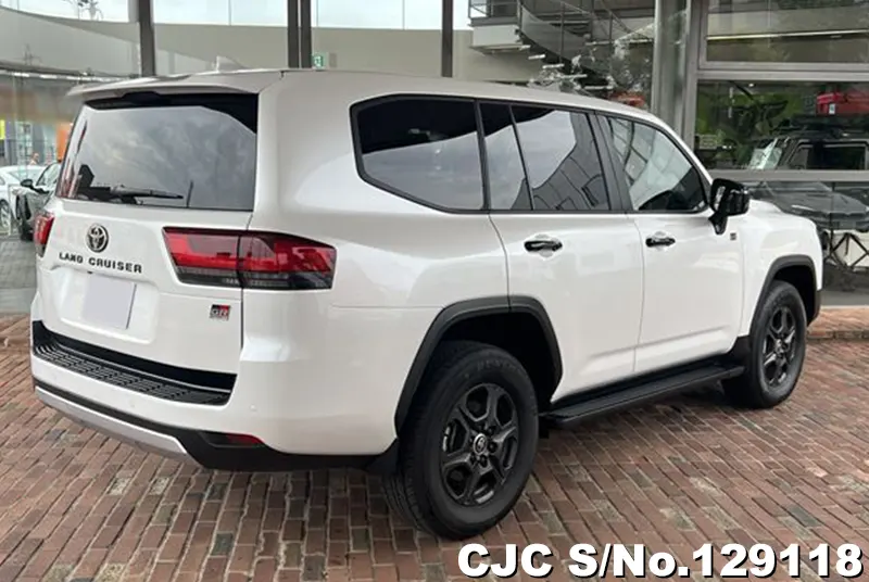 2024 Toyota / Land Cruiser Stock No. 129118