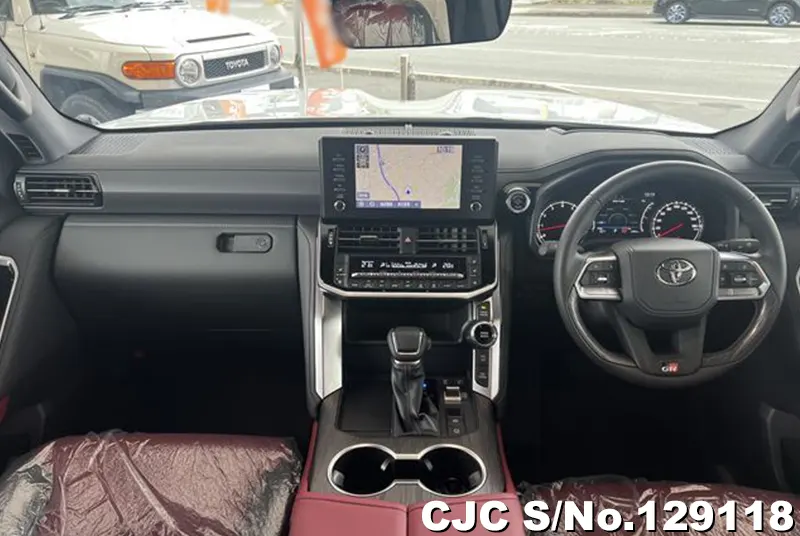 2024 Toyota / Land Cruiser Stock No. 129118