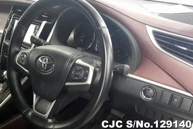 2016 Toyota / Harrier Stock No. 129140