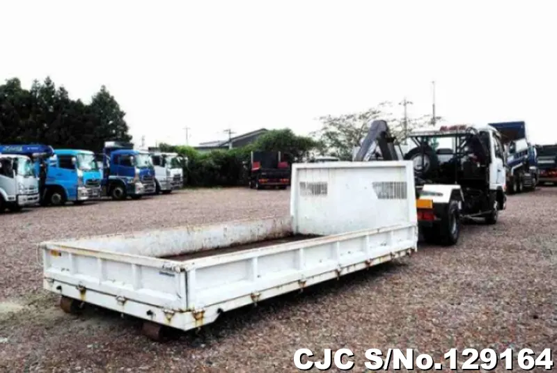 2005 Nissan / Condor Stock No. 129164