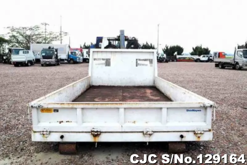 2005 Nissan / Condor Stock No. 129164