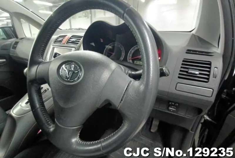 2007 Toyota / Auris Stock No. 129235