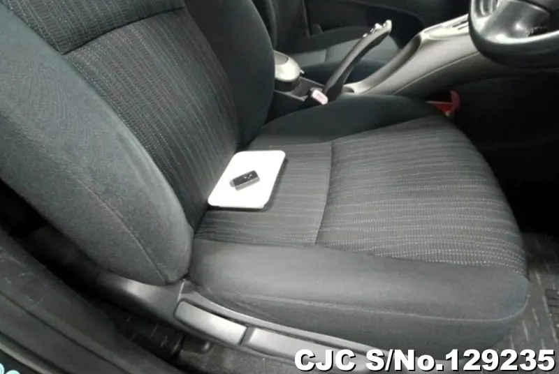 2007 Toyota / Auris Stock No. 129235