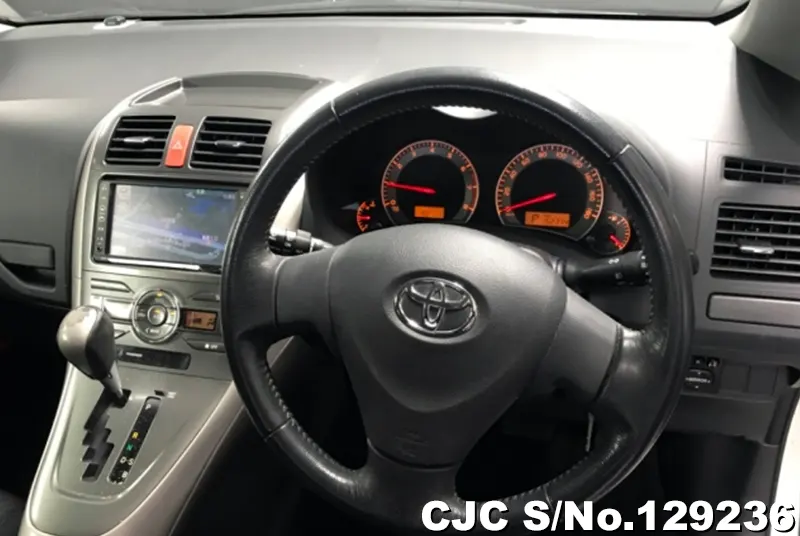 2007 Toyota / Auris Stock No. 129236