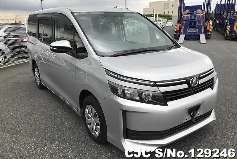 2016 Toyota / Voxy Stock No. 129246