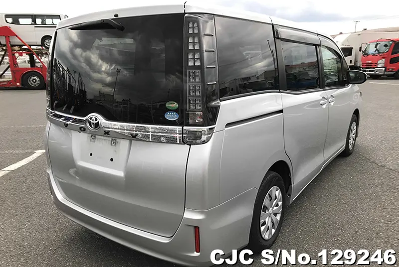 2016 Toyota / Voxy Stock No. 129246