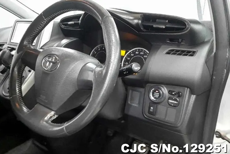 2010 Toyota / Wish Stock No. 129251