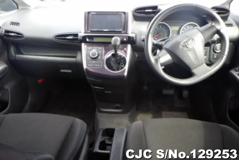 2010 Toyota / Wish Stock No. 129253