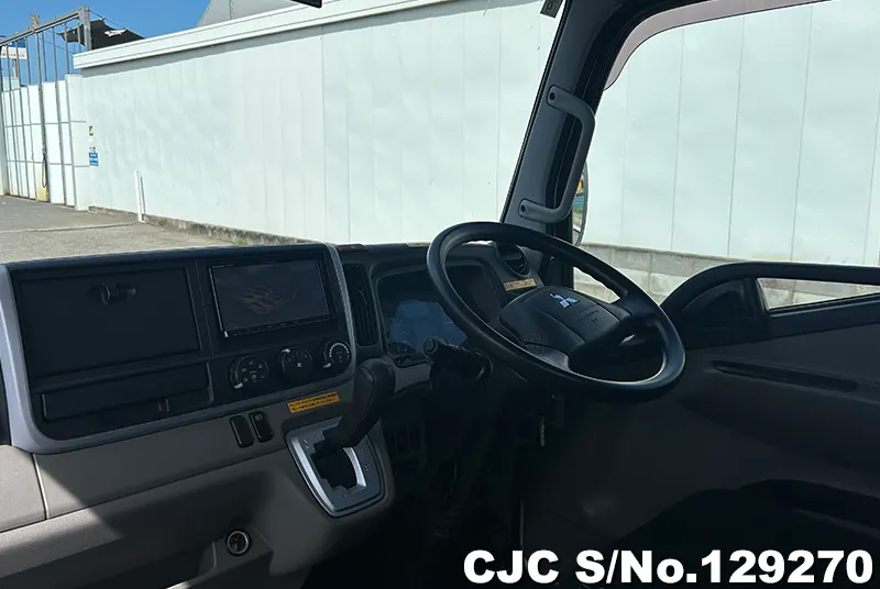 2017 Mitsubishi / Canter Stock No. 129270