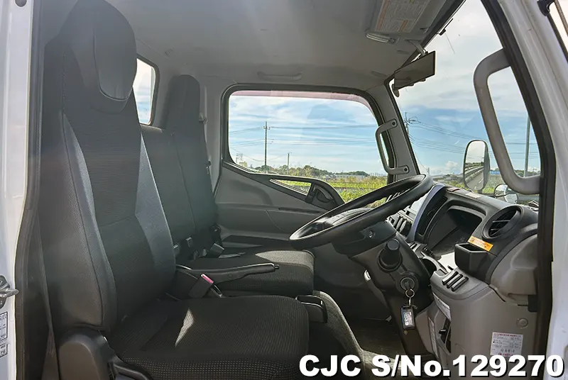 2017 Mitsubishi / Canter Stock No. 129270