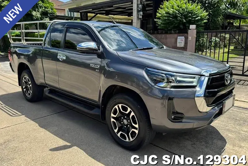 2021 Toyota / Hilux / Revo Stock No. 129304