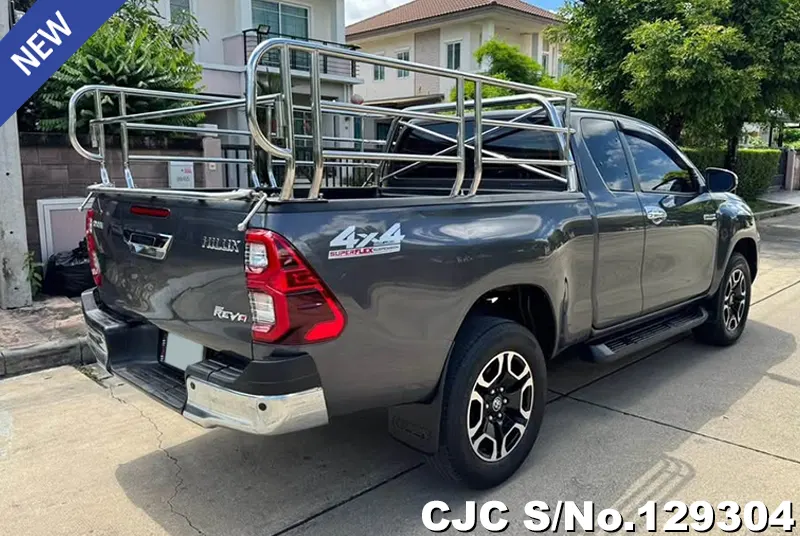 2021 Toyota / Hilux / Revo Stock No. 129304