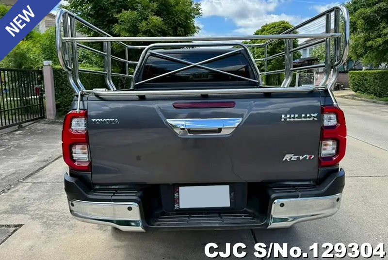 2021 Toyota / Hilux / Revo Stock No. 129304