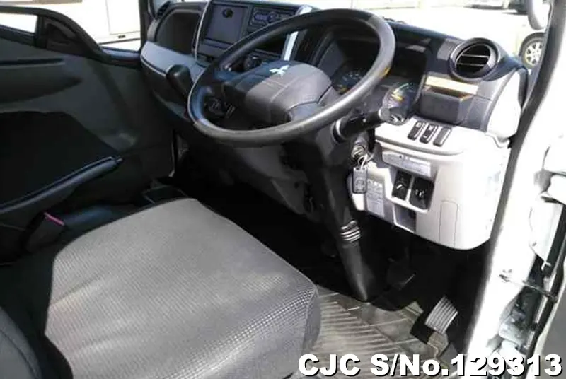 2017 Mitsubishi / Canter Stock No. 129313