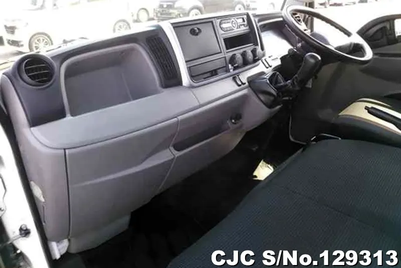 2017 Mitsubishi / Canter Stock No. 129313