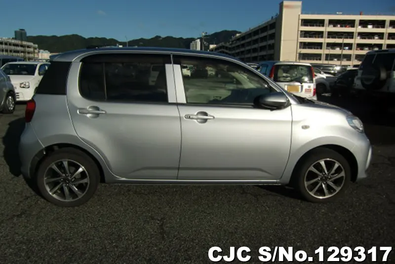 2016 Toyota / Passo Stock No. 129317