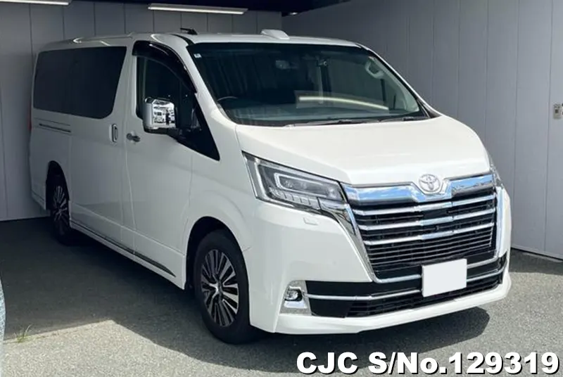 Toyota / GranAce 2022