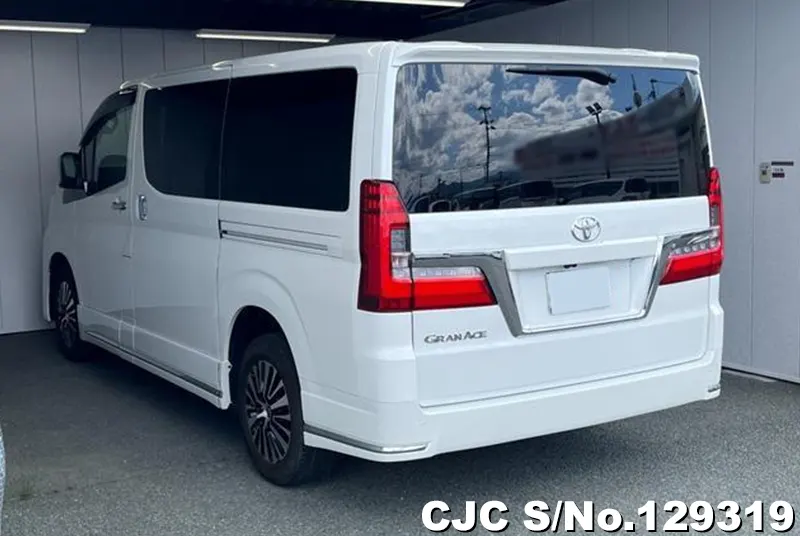 2022 Toyota / GranAce Stock No. 129319