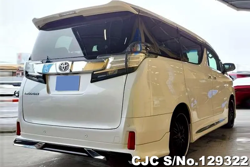 2017 Toyota / Vellfire Stock No. 129322