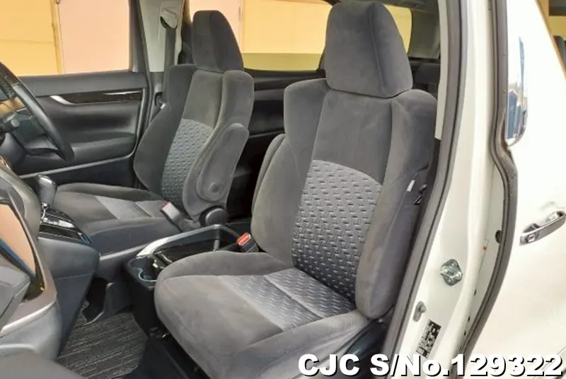 2017 Toyota / Vellfire Stock No. 129322