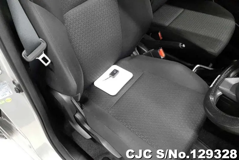 2017 Suzuki / Swift Stock No. 129328