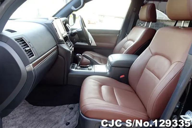 2020 Toyota / Land Cruiser Stock No. 129335