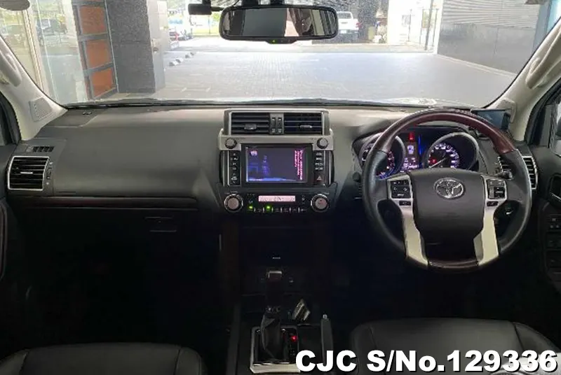 2017 Toyota / Land Cruiser Prado Stock No. 129336