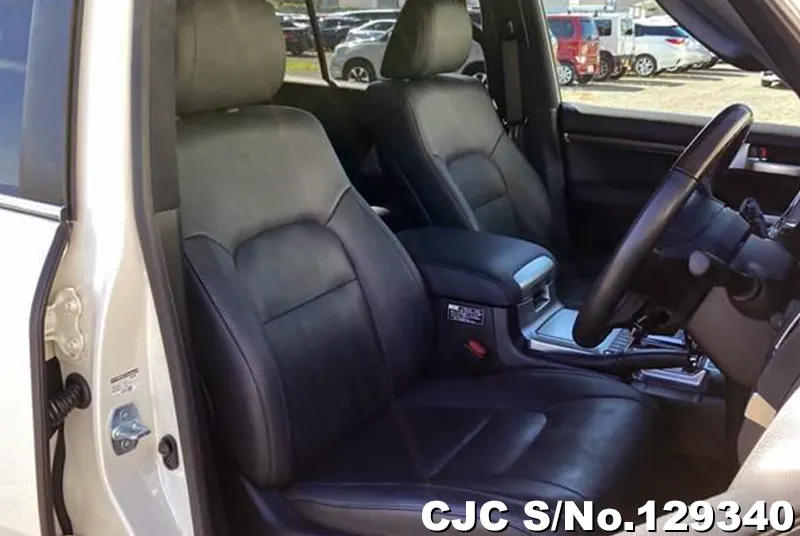 2020 Toyota / Land Cruiser Stock No. 129340