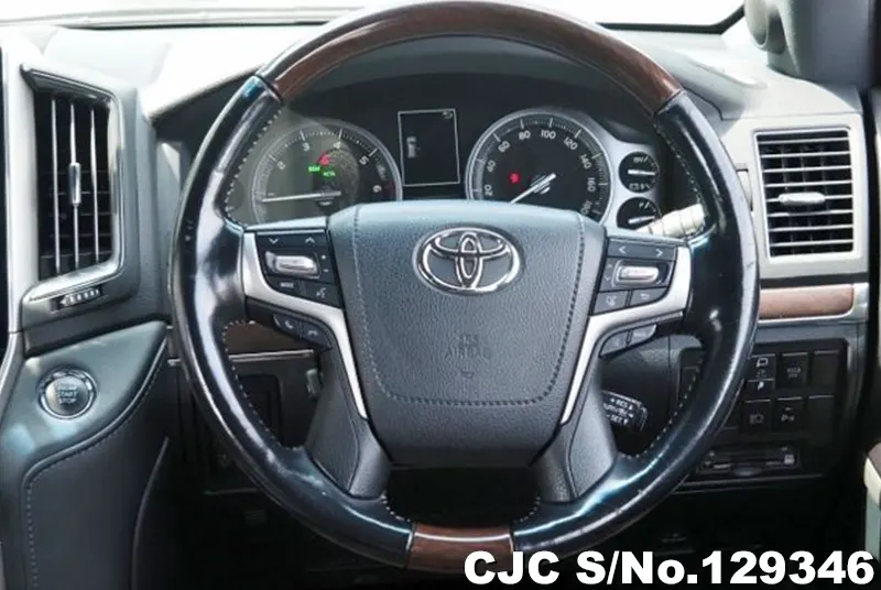 2019 Toyota / Land Cruiser Stock No. 129346