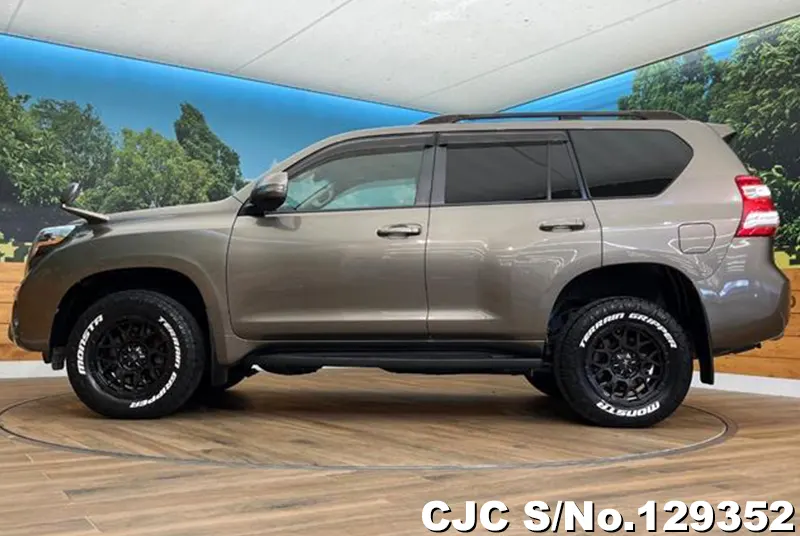 2016 Toyota / Land Cruiser Prado Stock No. 129352