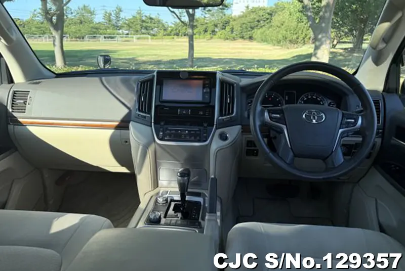 2018 Toyota / Land Cruiser Stock No. 129357