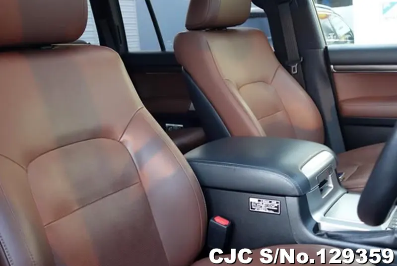 2018 Toyota / Land Cruiser Stock No. 129359